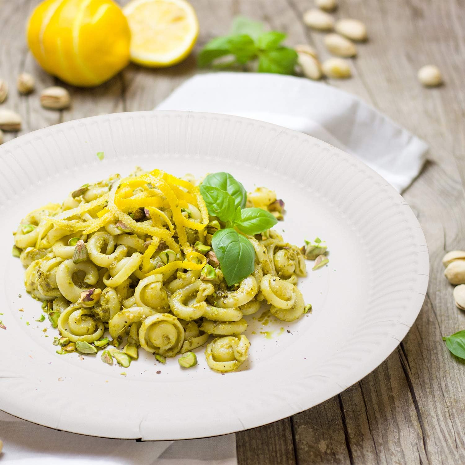 Assiette carton biodégradable 23cm, 18cm et 15cm