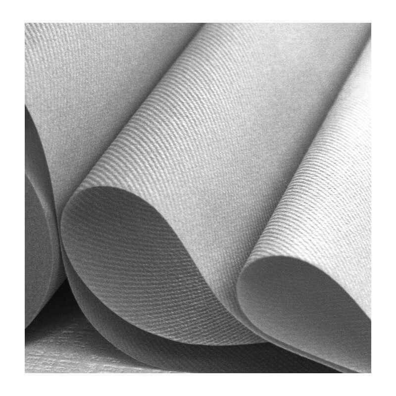 Rouleaux de nappes intissées 