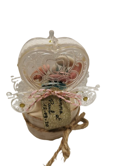 Carrosse transparent en plexiglas