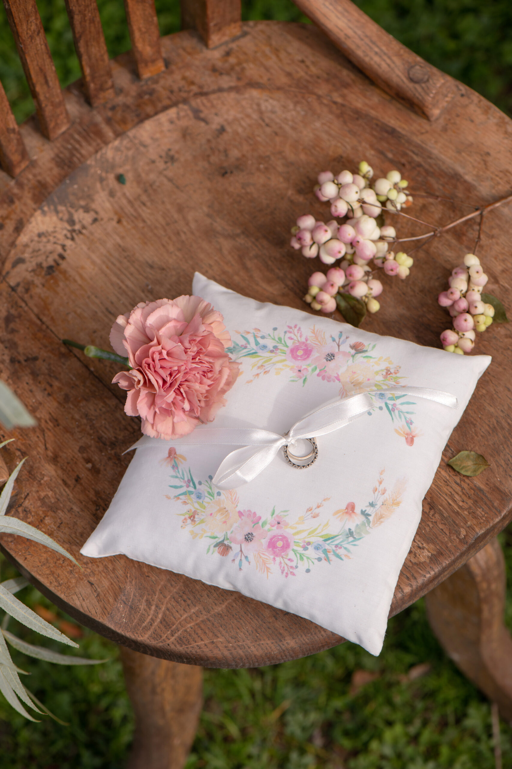 Coussin mariage fleuri 18x18 cm