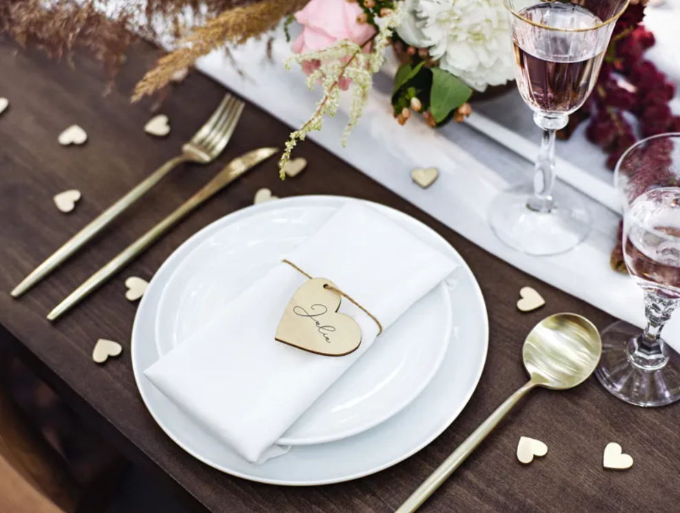 Marque-place cœur bois avec ficelle de lin 2m