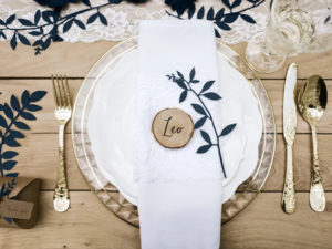 Marque-places de table en rondin de bois