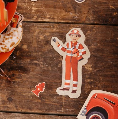 Serviettes pompier kraft rouge et or 32.5x17.5cm 3plis par 16