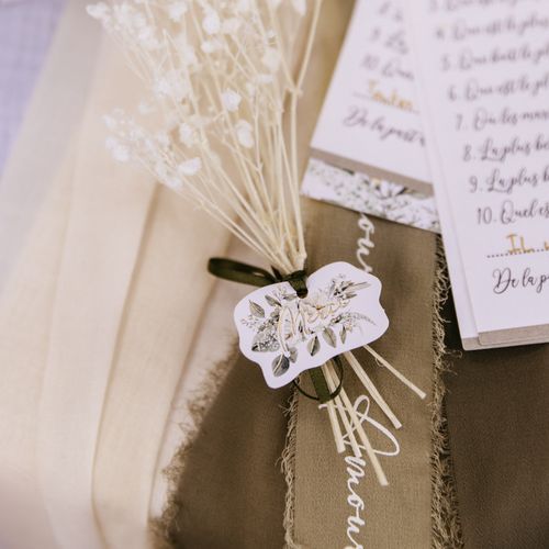 Étiquettes papier "Merci" Botanique et ruban (x10)