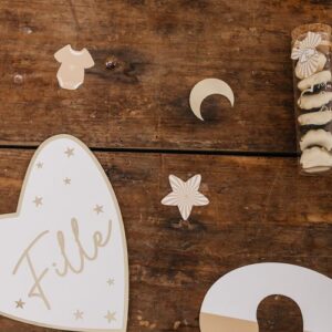 Confettis “Mon Doux Bébé” baby nude en papier camel, blanc et or de 3 à 4cm par 100