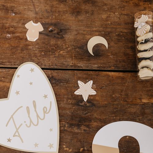 Confettis “Mon Doux Bébé” baby nude en papier camel, blanc et or de 3 à 4cm par 100