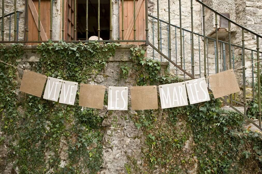 Guirlande “Vive les mariés” en toile et jute 4m