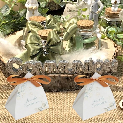 Boîte vitrail “Jour de Communion” 7x4x8cm