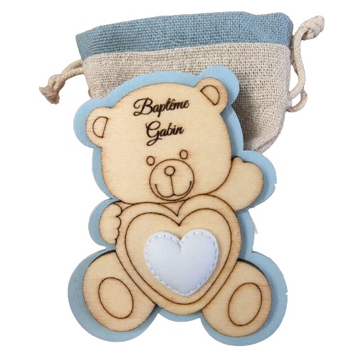 Gravure laser ourson bois avec pochon lin 8x6,5cm